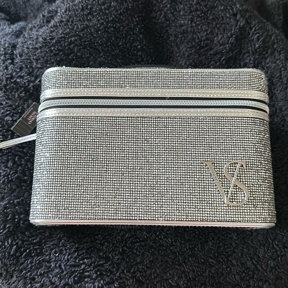 Victoria’s Secret Glitter Mesh Runway Vanity Large Train Case